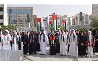 ليلى السويدي: 'علم الدولة رمز سيادتها ووحدتها وعنوان عزتها'