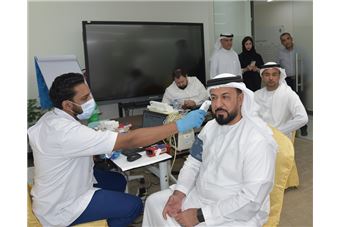 الهيئة تطلق حملة داخلية للتبرع بالدم 