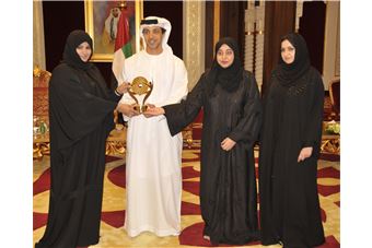 Mansour bin Zayed honors the winners of the third edition of the Emirates Award for Human Resources in the Federal Government