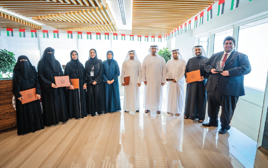 ضمن جهودها في تصفير البيروقراطية الحكومية وتعزيز كفاءة وجودة الخدمات  “الاتحادية للموارد البشرية” تكرّم الفائزين بمسابقة “حكومة بلا تعقيد” على مستوى الحكومة الاتحادية